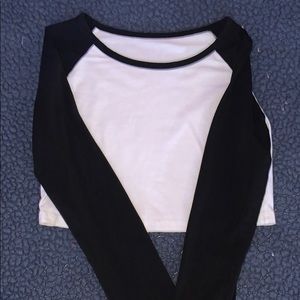 long sleeve crop top